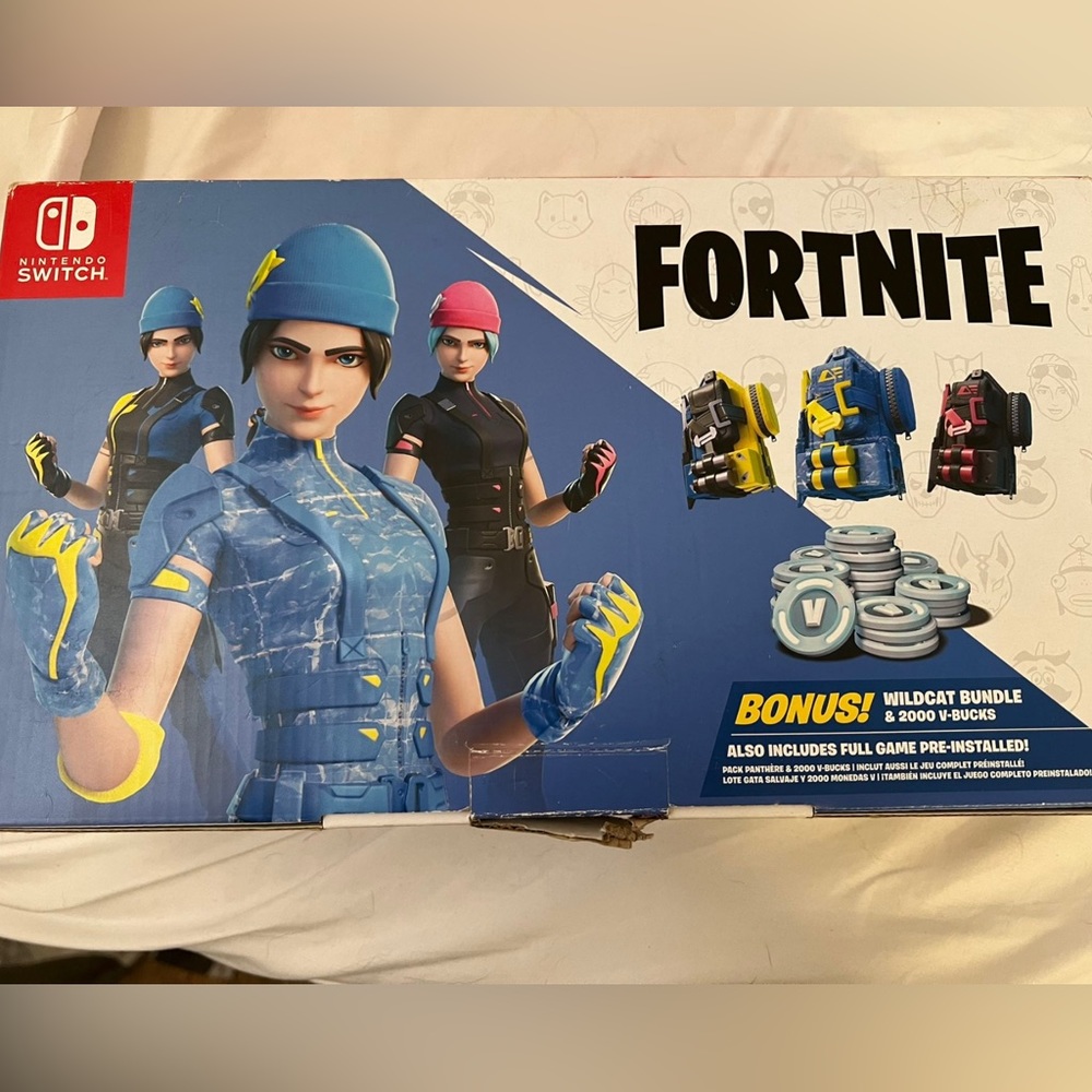 Fortnite Special Edition Nintendo Switch with games